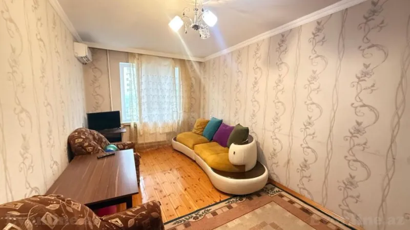 Kirayə verilir 2 otaqlı Mənzil Köhnə tikili 70 m² Həzi Aslanov m.