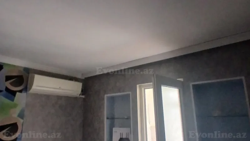 Satılır 3 otaqlı Mənzil Köhnə tikili 47 m² 8-ci kilometr