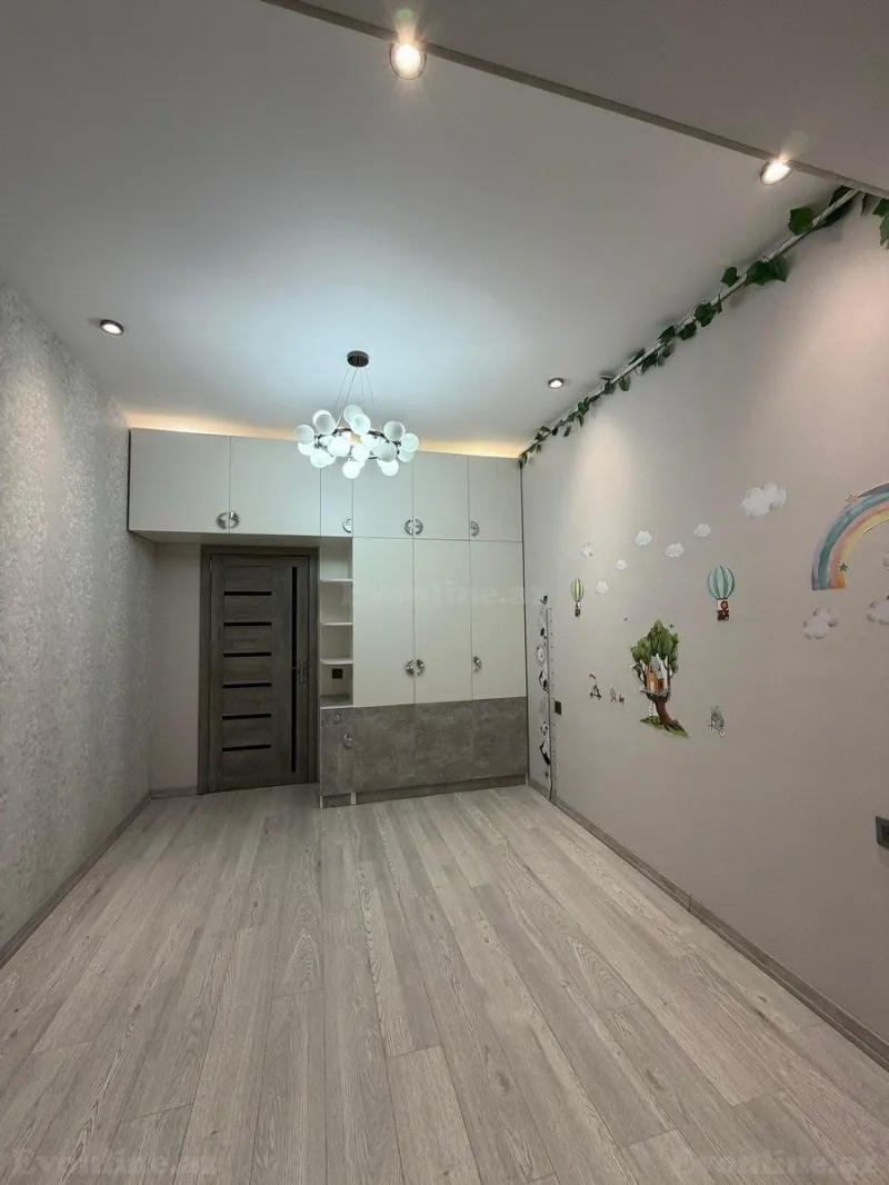 Satılır 3 otaqlı Mənzil Yeni tikili 100 m² 8 Noyabr m. - şəkil 7