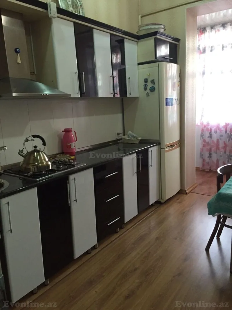 Satılır 2 otaqlı Mənzil Köhnə tikili 75 m² Nəriman Nərimanov m. - şəkil 5