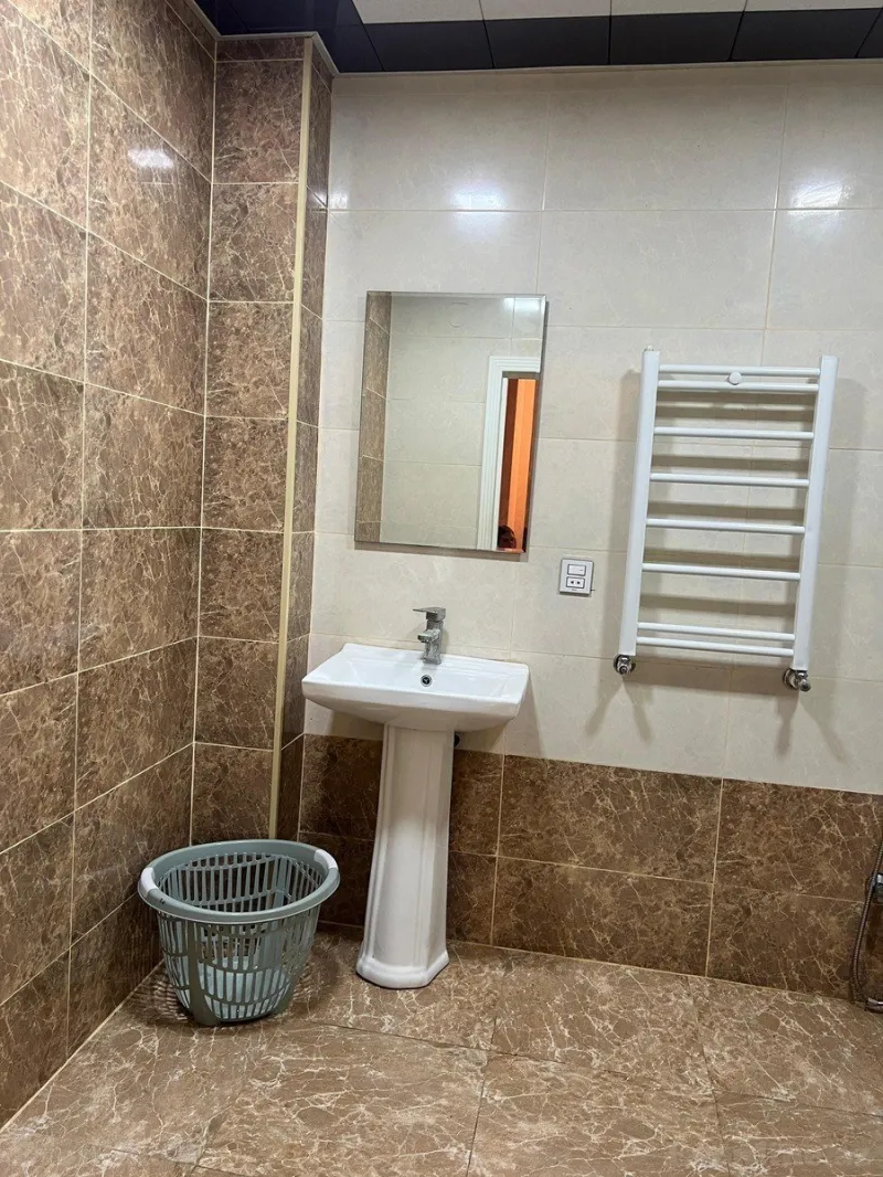 Kirayə verilir 2 otaqlı Mənzil Yeni tikili 77 m² Saray - şəkil 3