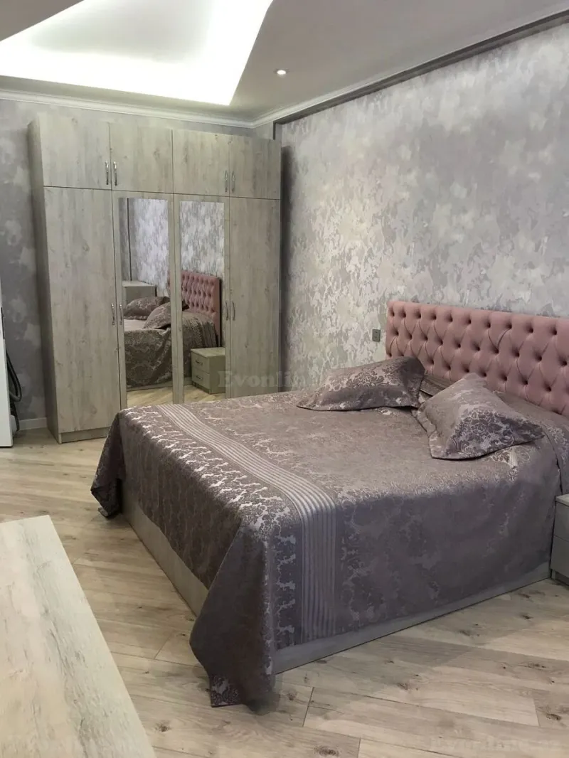 Satılır 2 otaqlı Mənzil Yeni tikili 100 m² Nəsimi r. - şəkil 5