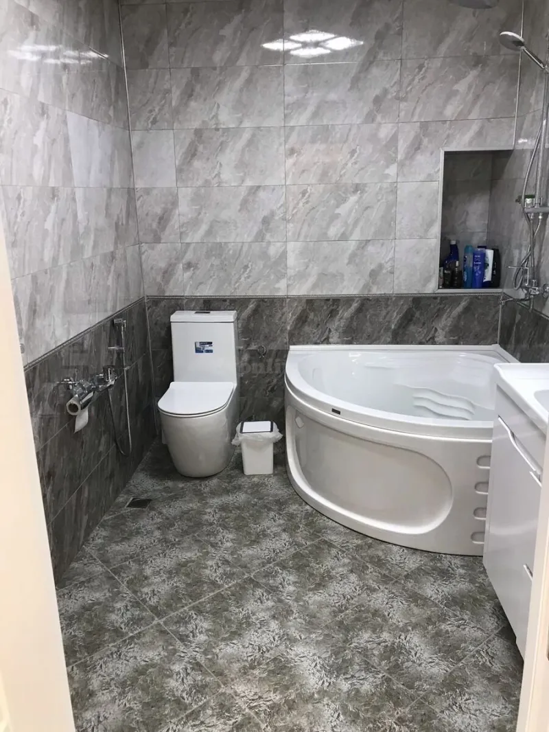 Satılır 2 otaqlı Mənzil Yeni tikili 100 m² Nəsimi r. - şəkil 11