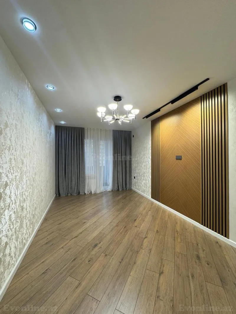 Satılır 2 otaqlı Mənzil Köhnə tikili 65 m² Əhmədli m.