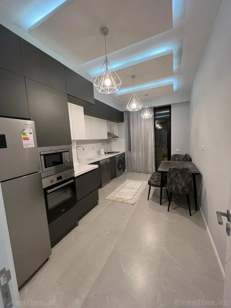 Kirayə verilir 3 otaqlı Mənzil Yeni tikili 135 m² İnşaatçılar m. - şəkil 7