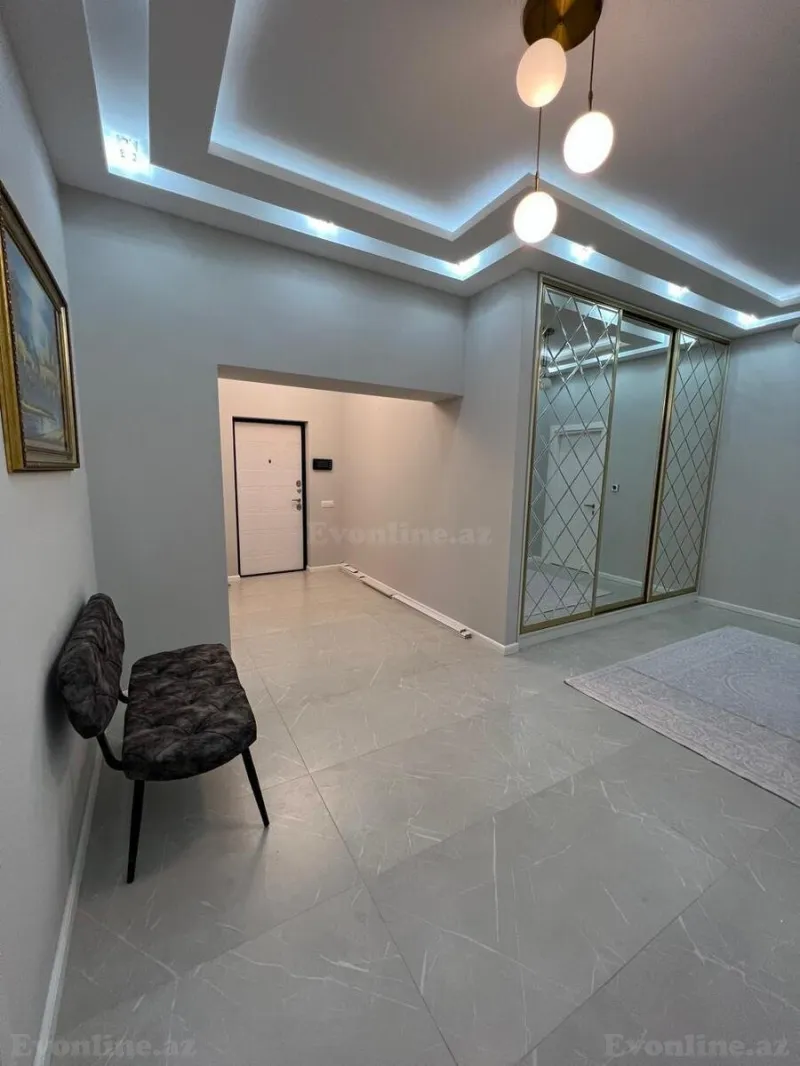 Kirayə verilir 3 otaqlı Mənzil Yeni tikili 135 m² İnşaatçılar m. - şəkil 24