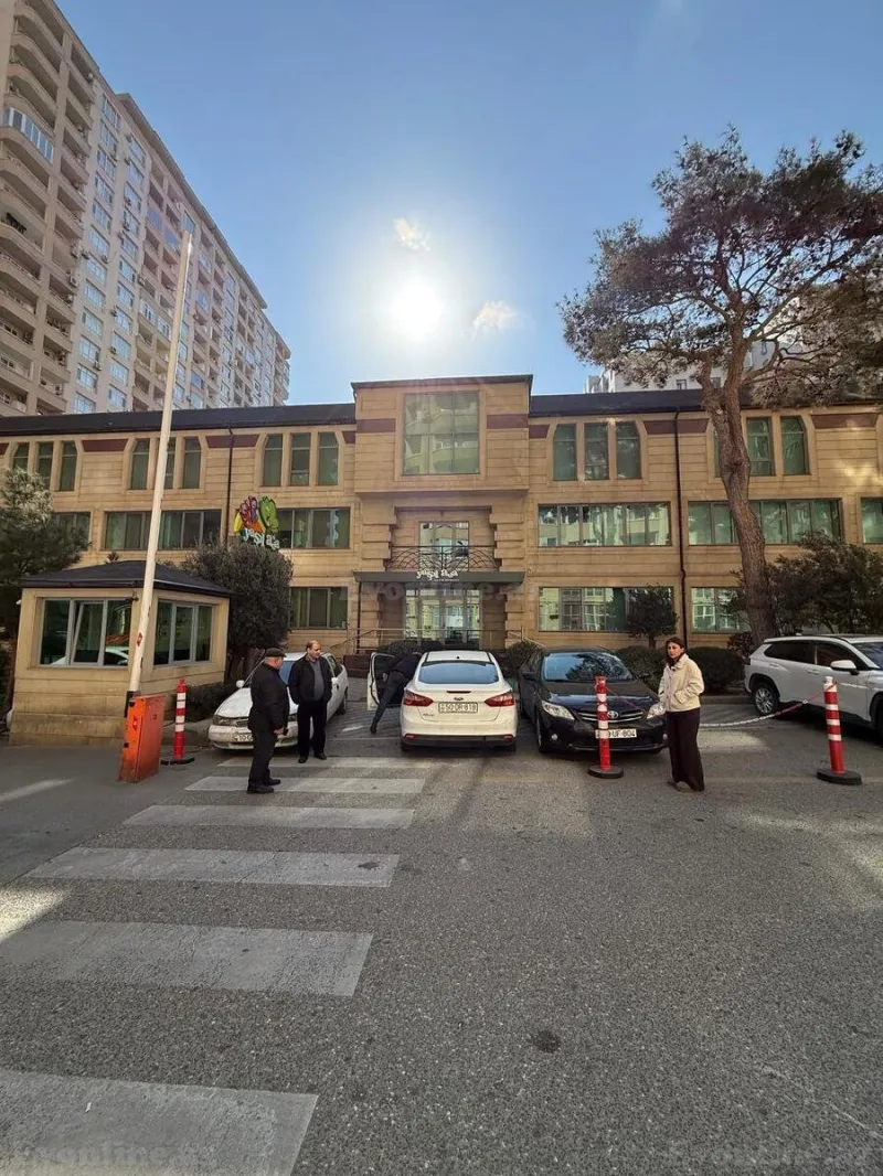 Kirayə verilir 3 otaqlı Mənzil Yeni tikili 162 m² 8 Noyabr m. - şəkil 10