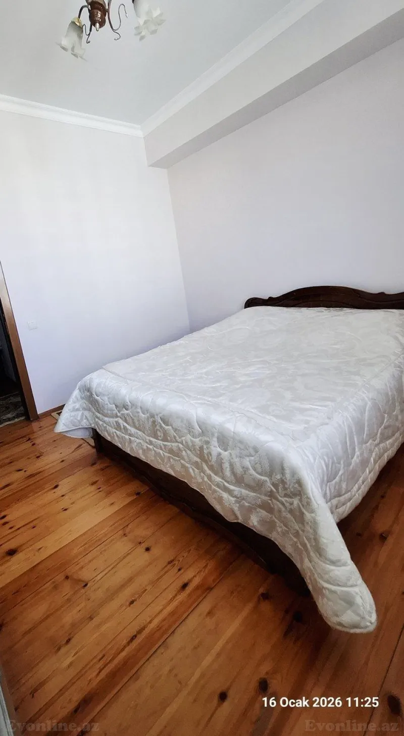 Satılır 2 otaqlı Mənzil Yeni tikili 72 m² Neftçilər m. - şəkil 2