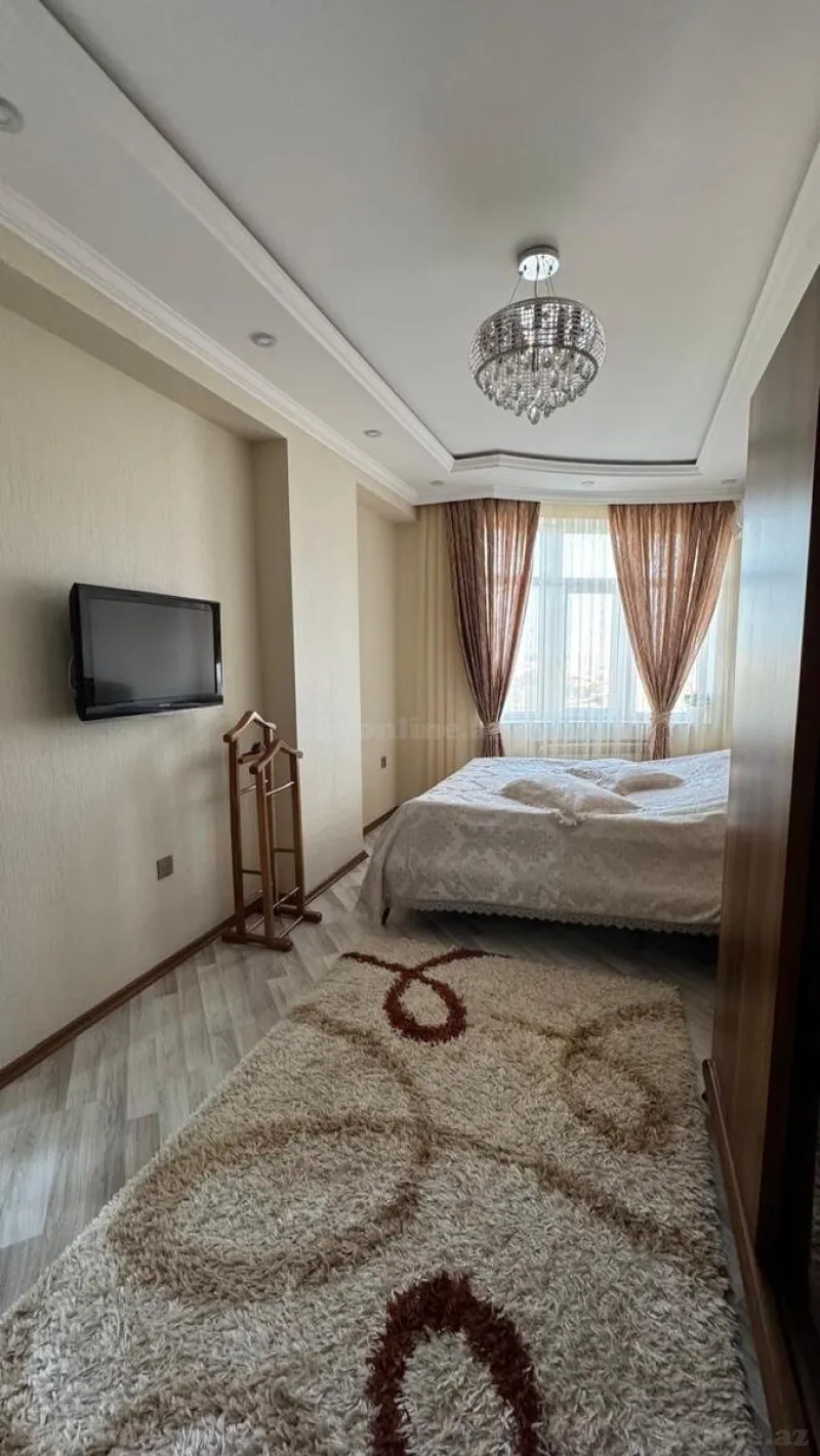Satılır 3 otaqlı Mənzil Yeni tikili 108 m² Qara Qarayev m. - şəkil 6