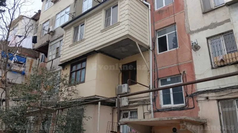 Satılır 3 otaqlı Mənzil Köhnə tikili 60 m² 7-ci mikrorayon