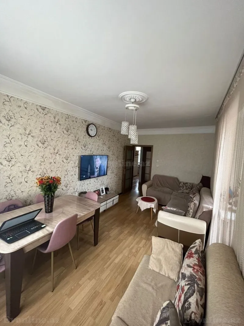 Satılır 2 otaqlı Mənzil Köhnə tikili 65 m² Həzi Aslanov m. - şəkil 2