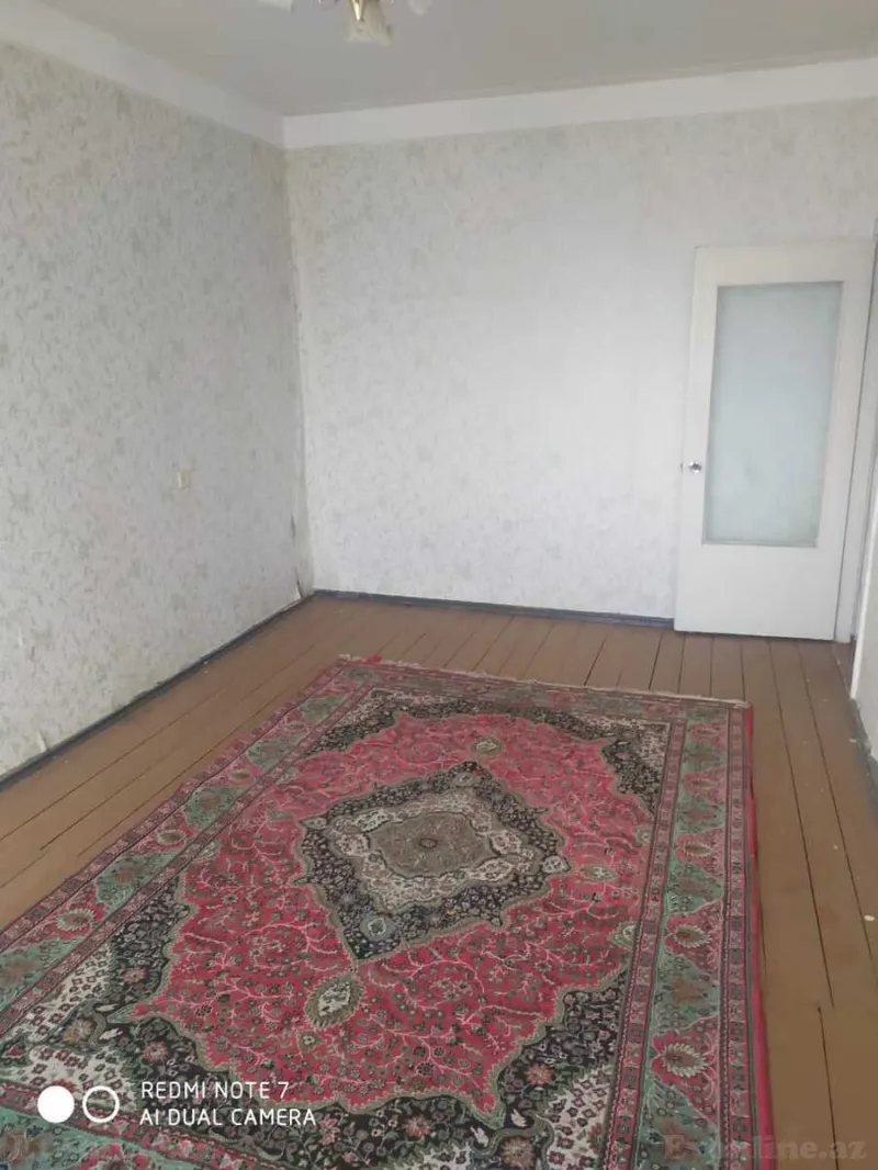 Satılır 3 otaqlı Mənzil Köhnə tikili 75 m² Xalqlar Dostluğu m. - şəkil 2