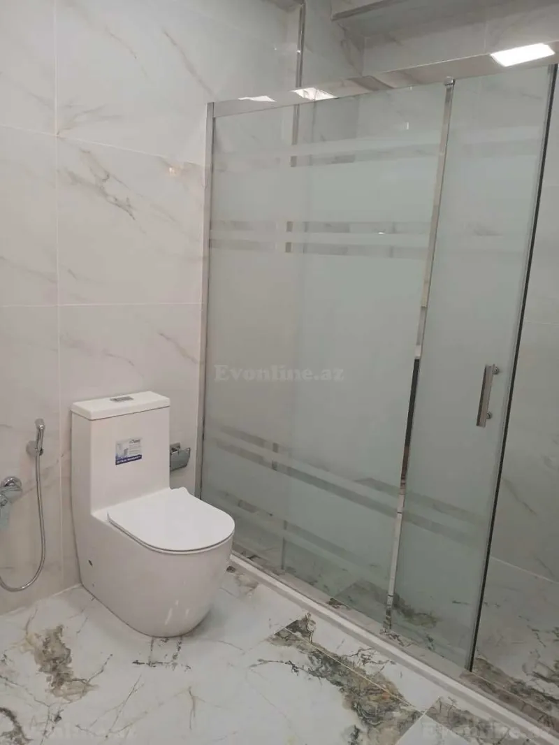 Satılır 4 otaqlı Mənzil Yeni tikili 215 m² 6-cı mikrorayon - şəkil 3