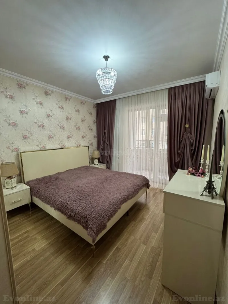 Satılır 4 otaqlı Mənzil Köhnə tikili 110 m² Elmlər Akademiyası m. - şəkil 5