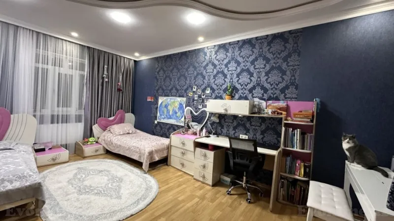 Satılır 3 otaqlı Mənzil Köhnə tikili 107 m² Abşeron r. - şəkil 3