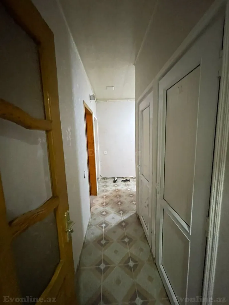 Satılır 2 otaqlı Mənzil Köhnə tikili 65 m² 8-ci mikrorayon - şəkil 7