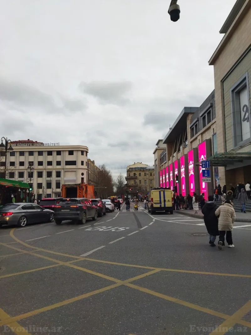 Satılır 2 otaqlı Mənzil Köhnə tikili 60 m² 28 May m. - şəkil 3