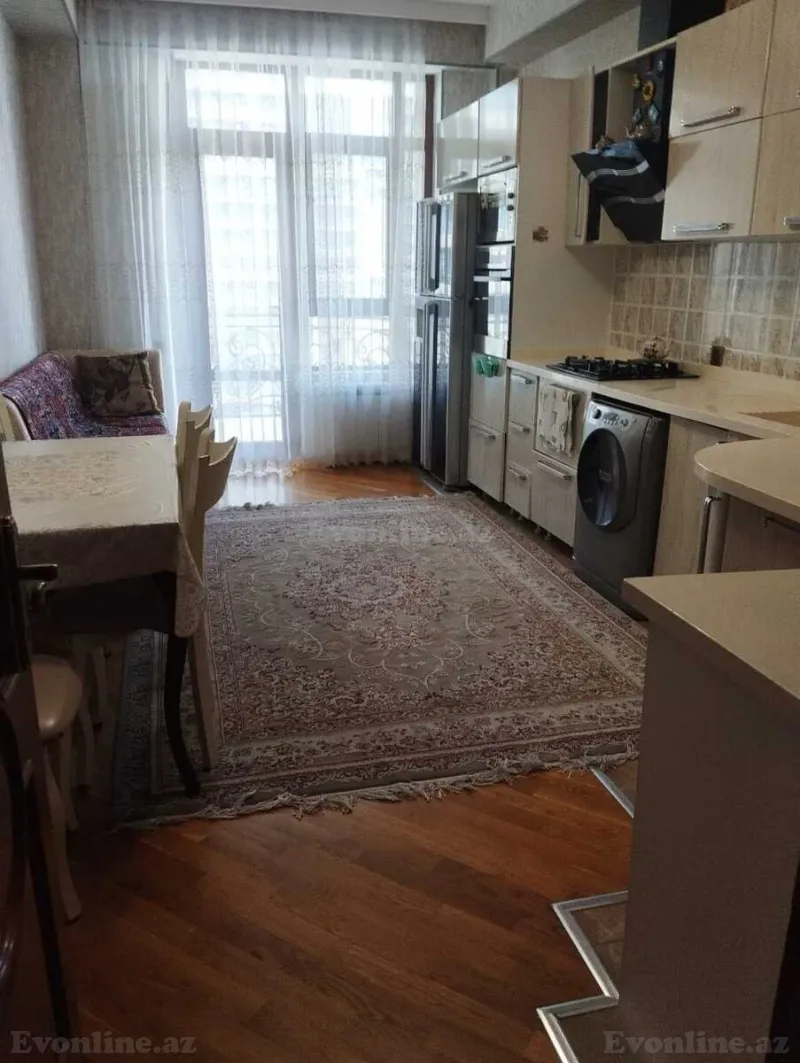 Satılır 3 otaqlı Mənzil Yeni tikili 130 m² 8 Noyabr m. - şəkil 6