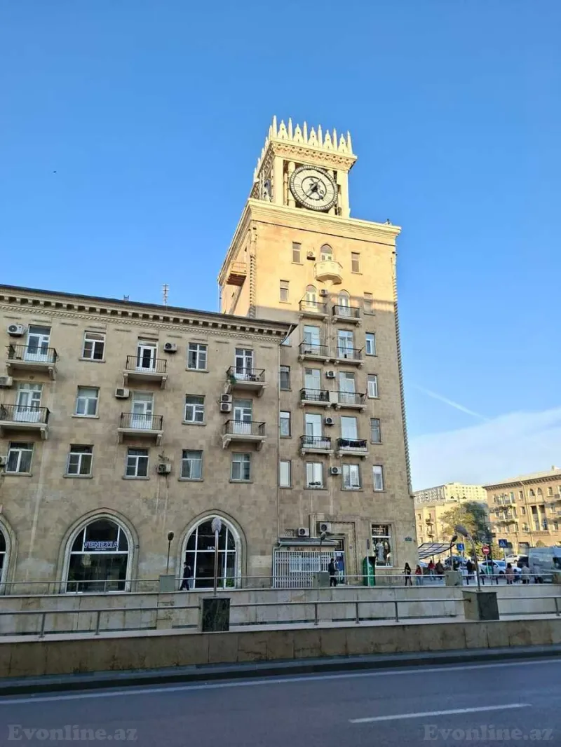 Satılır 4 otaqlı Mənzil Yeni tikili 100 m² Nəriman Nərimanov m.