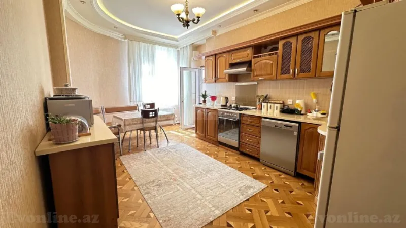 Satılır 3 otaqlı Mənzil Yeni tikili 140 m² İnşaatçılar m. - şəkil 4