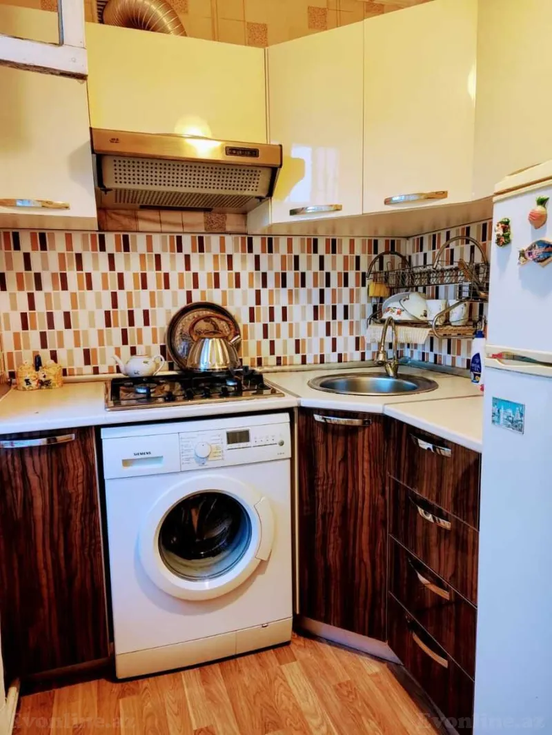 Satılır 2 otaqlı Mənzil Köhnə tikili 50 m² Qara Qarayev m. - şəkil 12