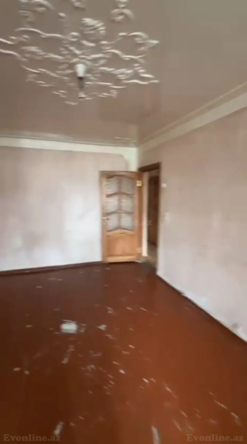 Satılır 3 otaqlı Mənzil Köhnə tikili 65 m² Xalqlar Dostluğu m. - şəkil 3