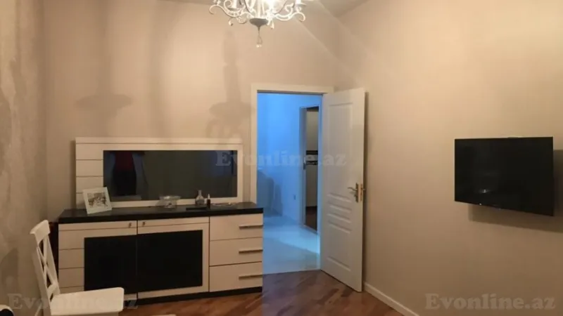 Kirayə verilir 3 otaqlı Mənzil Yeni tikili 100 m² 28 May m. - şəkil 3