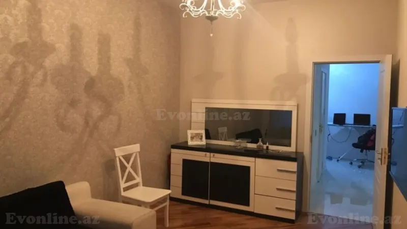 Kirayə verilir 3 otaqlı Mənzil Yeni tikili 100 m² 28 May m. - şəkil 8