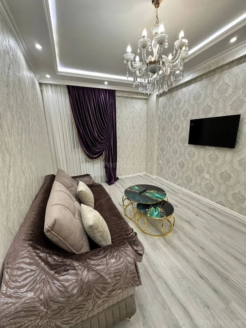 Kirayə verilir 2 otaqlı Mənzil Yeni tikili 70 m² Əhmədli