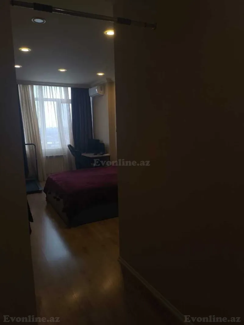 Satılır 3 otaqlı Mənzil Yeni tikili 137 m² 8-ci mikrorayon - şəkil 5