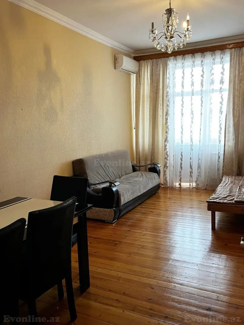 Kirayə verilir 3 otaqlı Mənzil Yeni tikili 100 m² 20 Yanvar m.