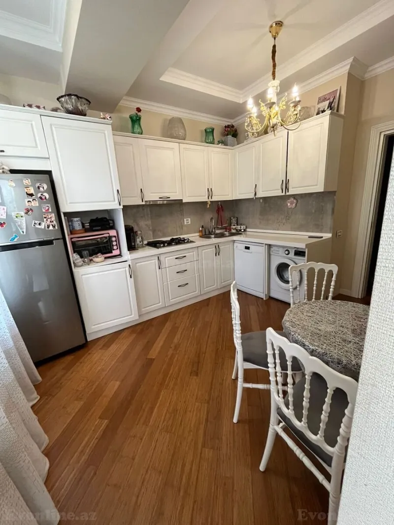 Satılır 3 otaqlı Mənzil Yeni tikili 108 m² Nəsimi r. - şəkil 9