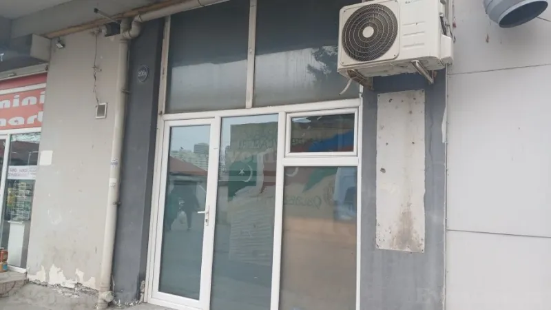 Kirayə verilir Obyekt 20 m² İnşaatçılar m. - şəkil 2