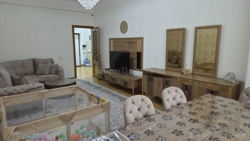 Satılır 2 otaqlı Mənzil Yeni tikili 95 m² İnşaatçılar m. - şəkil 5