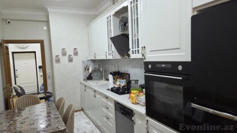 Satılır 2 otaqlı Mənzil Yeni tikili 95 m² İnşaatçılar m. - şəkil 7