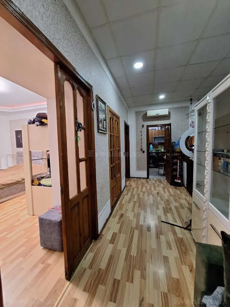 Satılır 2 otaqlı Mənzil Köhnə tikili 63 m² İçərişəhər m. - şəkil 22