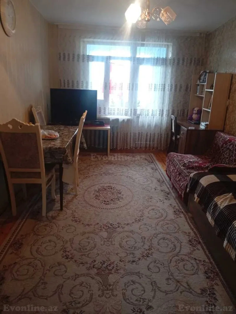 Kirayə verilir 3 otaqlı Mənzil Köhnə tikili 55 m² Sabunçu r.