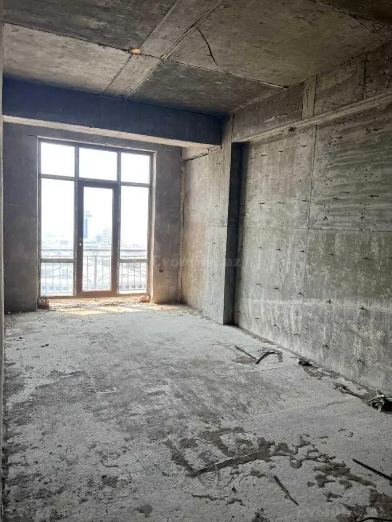 Satılır 4 otaqlı Mənzil Yeni tikili 184 m² 28 May m. - şəkil 6