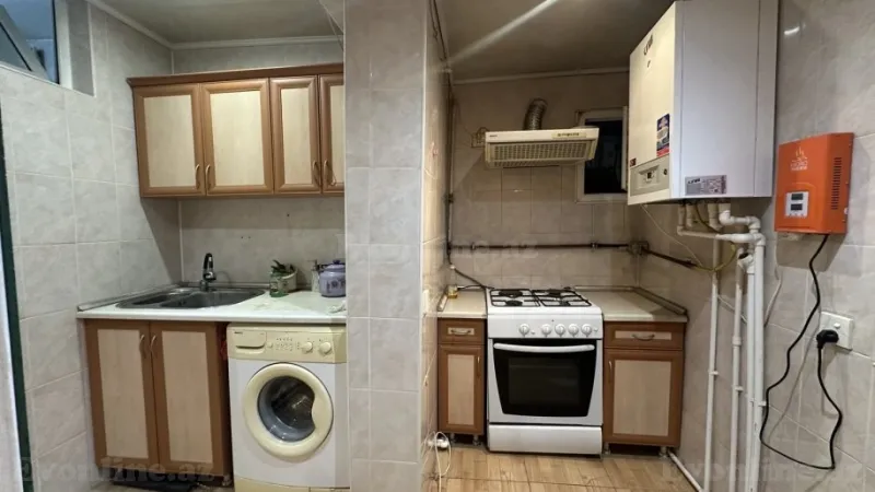 Kirayə verilir 3 otaqlı Mənzil Köhnə tikili 60 m² İnşaatçılar m. - şəkil 6