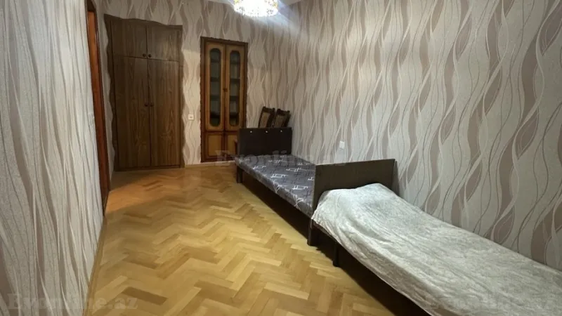 Kirayə verilir 3 otaqlı Mənzil Köhnə tikili 60 m² İnşaatçılar m. - şəkil 8