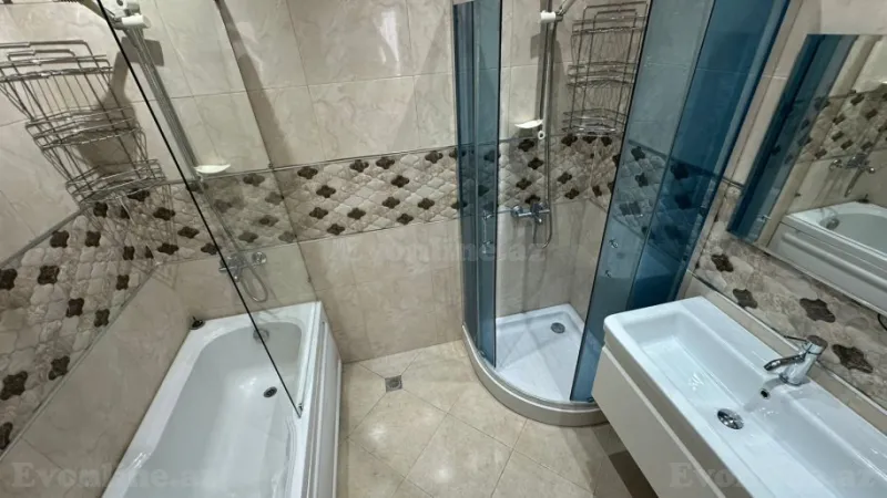 Kirayə verilir 3 otaqlı Mənzil Yeni tikili 131 m² Gənclik m. - şəkil 16