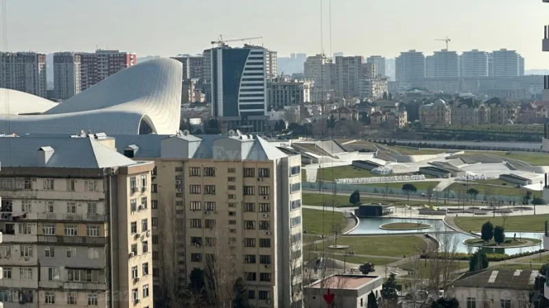 Kirayə verilir 3 otaqlı Mənzil Yeni tikili 131 m² Gənclik m. - şəkil 19