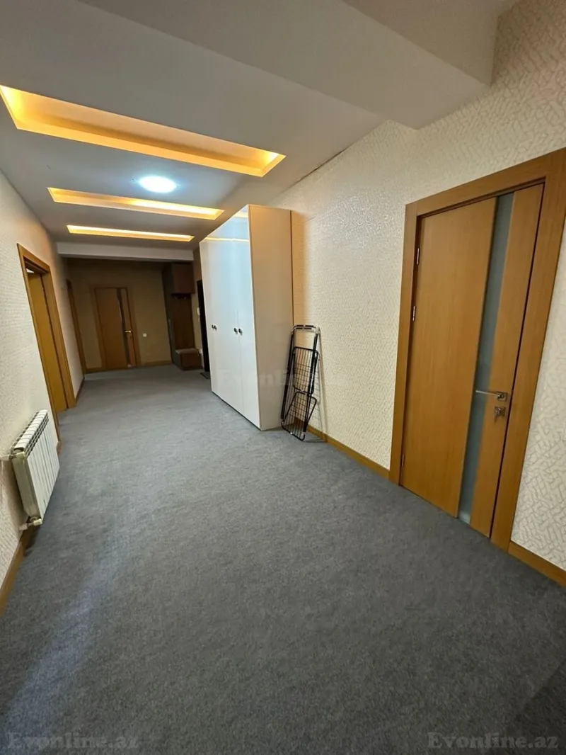 Kirayə verilir 3 otaqlı Mənzil Yeni tikili 131 m² Gənclik m. - şəkil 21