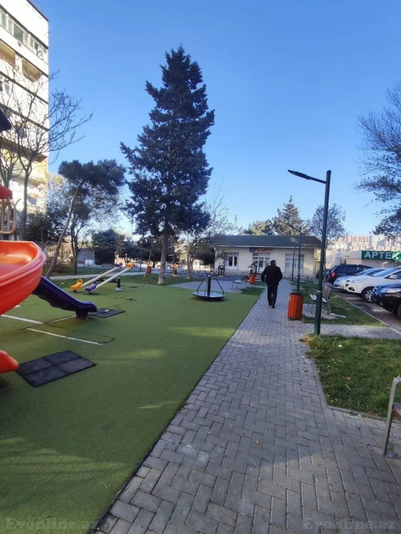 Satılır 2 otaqlı Mənzil Köhnə tikili 56 m² Əhmədli - şəkil 17