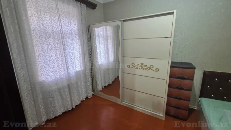 Kirayə verilir 2 otaqlı Mənzil Köhnə tikili 55 m² Nəriman Nərimanov m.