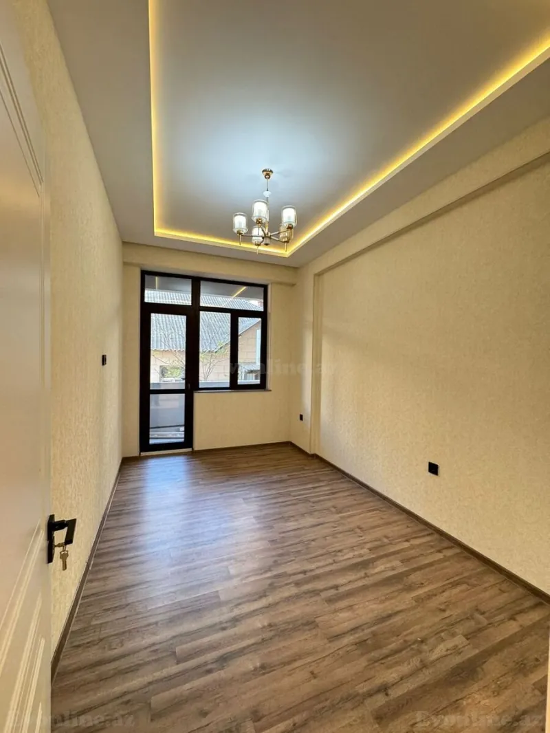 Satılır 2 otaqlı Mənzil Yeni tikili 56 m² Neftçilər m. - şəkil 2