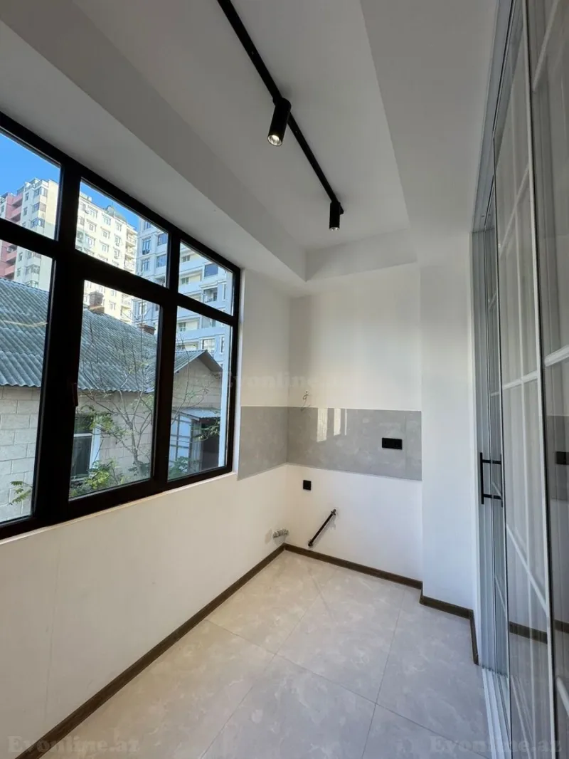 Satılır 2 otaqlı Mənzil Yeni tikili 56 m² Neftçilər m. - şəkil 4