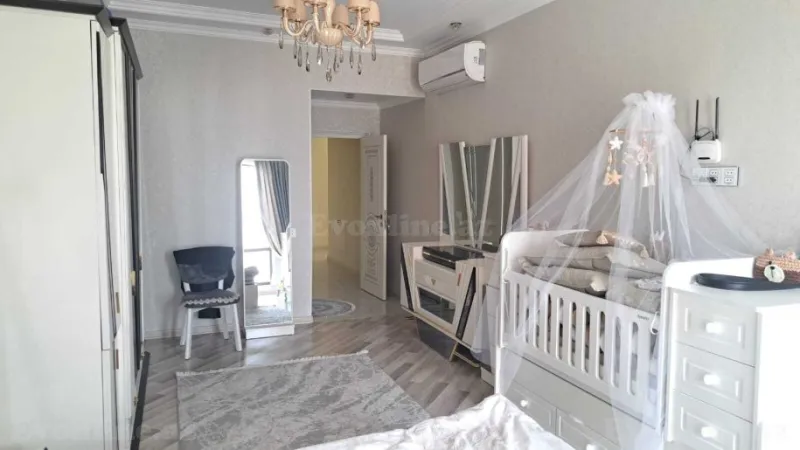 Satılır 3 otaqlı Mənzil Yeni tikili 132 m² 28 May m. - şəkil 5