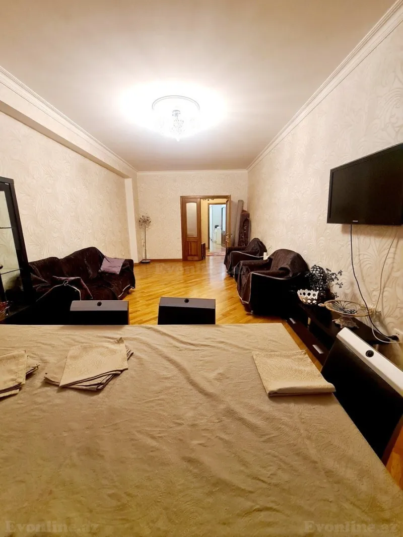 Satılır 3 otaqlı Mənzil Yeni tikili 115 m² Dərnəgül m. - şəkil 3