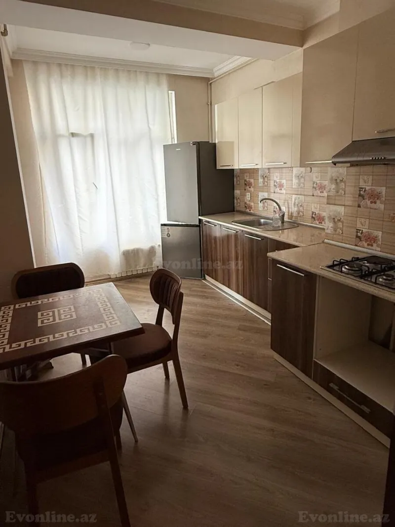 Kirayə verilir 2 otaqlı Mənzil Yeni tikili 80 m² Nəsimi r. - şəkil 3
